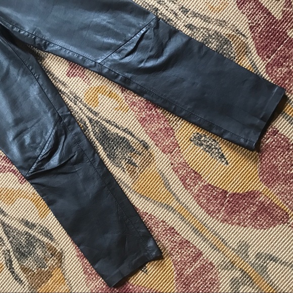 𝐕𝐈𝐍𝐓𝐀𝐆𝐄 Black Leather Pants - Picture 8 of 10